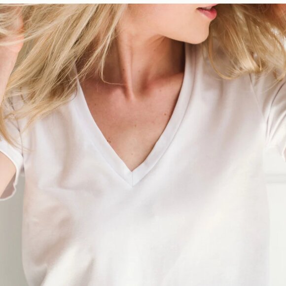 FRANC White V-Neck Tee - 3X - Picture 3 of 9